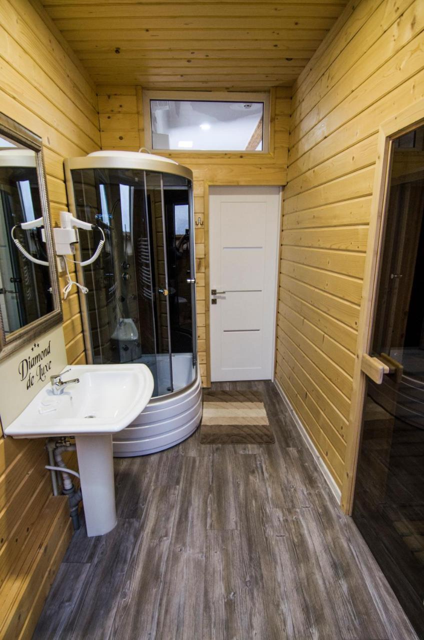 Appartement Diamond De Luxe à Kolomyia Extérieur photo
